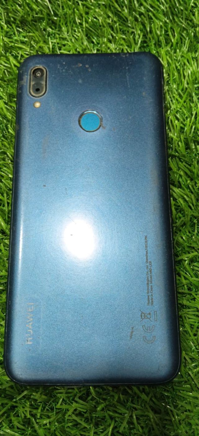 Y7